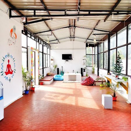 Hostel Cozy Beds Rishīkesh Екстериор снимка